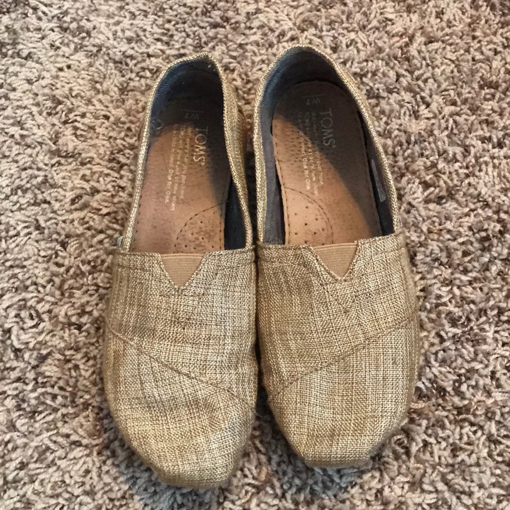 Toms Gold Size 7 Women’s